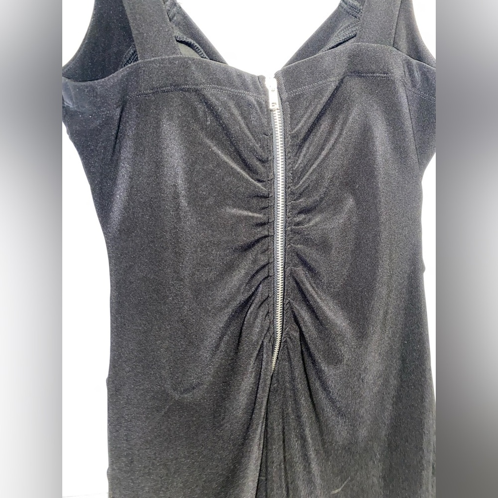 Women’s size 7 semi formal dress - Picture 2 of 4